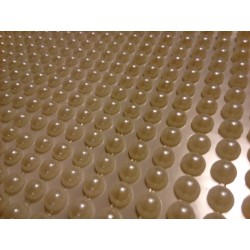 Samolepící plastové perličky,  barva krémová, 504 kusů, 0,5 cm