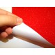 Třpytivý samolepící papír červený A4